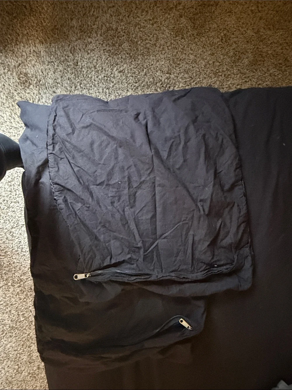 Two standard Sin in Linen black velvet shams - Picture 2 of 2